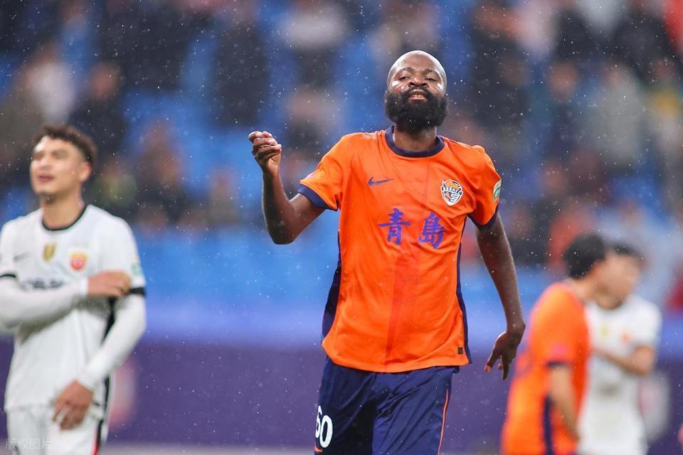 海牛和亚泰 海牛和亚泰