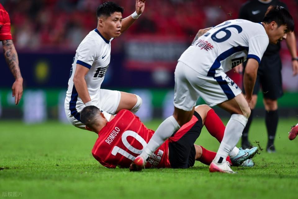 长春亚泰 长春亚泰